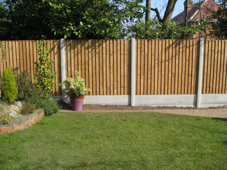 F Type - Close Board Fence Panels | Hodges & Lawrence Ltd